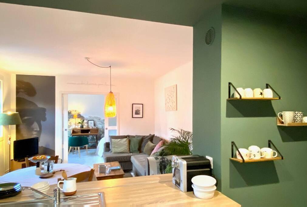 Appartement Chaleureux Entre Zola Et Proce. Nantes Extérieur photo